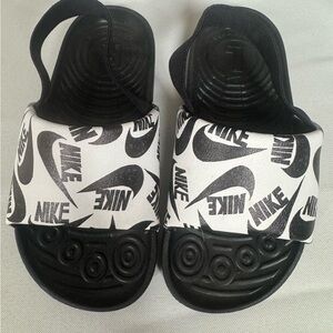 Nike Monochrome Logo Slide Sandals Toddler 10c